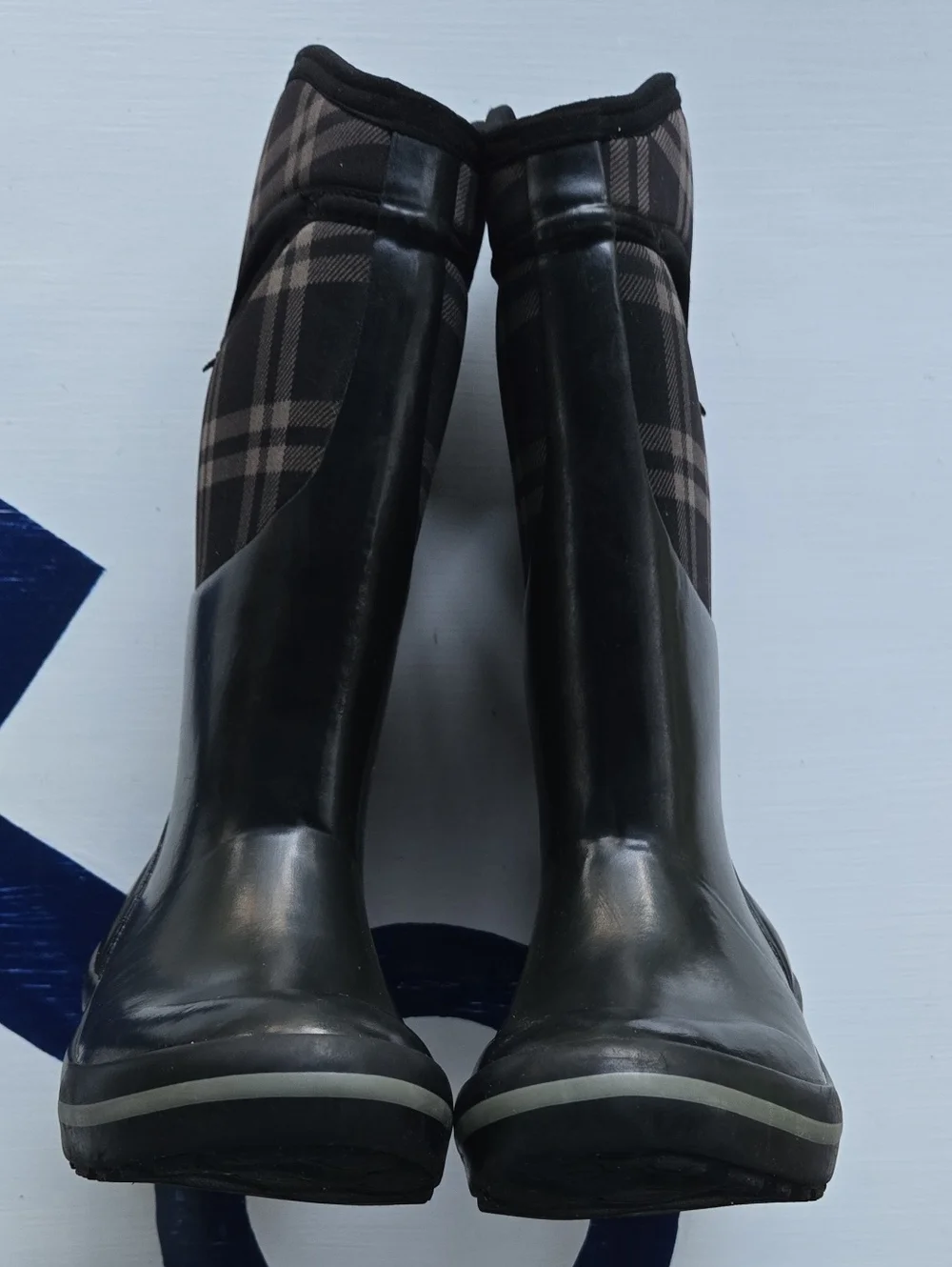 Bogs Plimsoll Plaid Tall Rain Boots Size US 7 EU 38